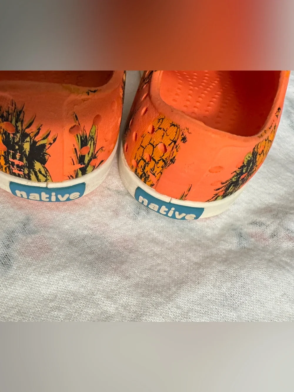 Native Kids Orange Pineapple Print Shoes size 6C